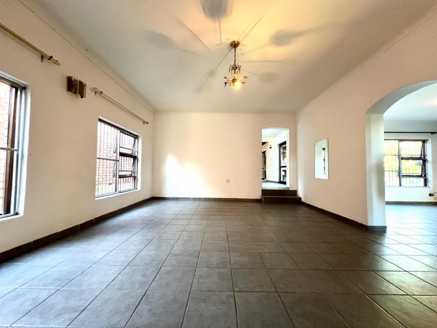 3 Bedroom Property for Sale in Sherwood Eastern Cape